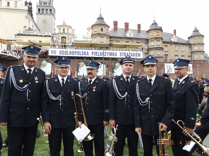 57Orkiestra OSP Kadzidło na pielgrzymce w Częstochowie.JPG - Orkiestra OSP Kadzidło na pielgrzymce w Częstochowie